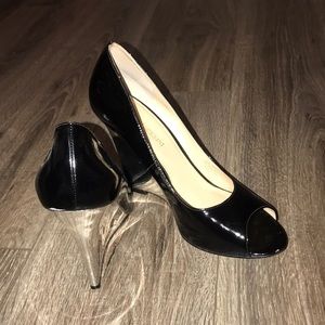 🆕 Enzo Angiolini black patent leather wedge 🆕